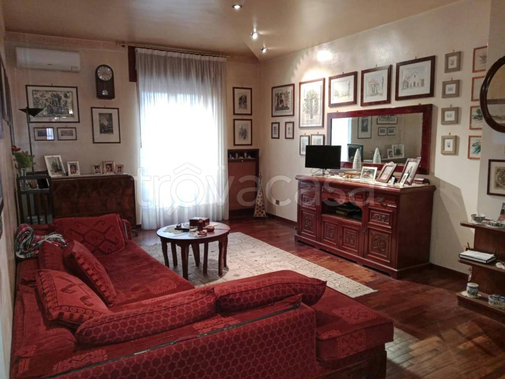 appartamento in vendita a Foggia in zona Immacolata / San Pio X