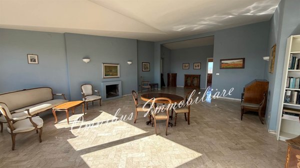 appartamento in vendita a Foggia in zona Immacolata / San Pio X