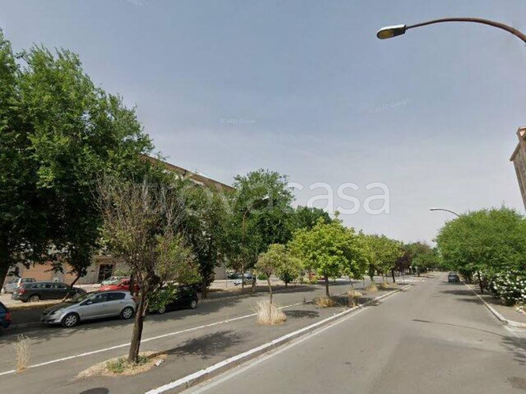 negozio in vendita a Foggia in zona Ordona Sud