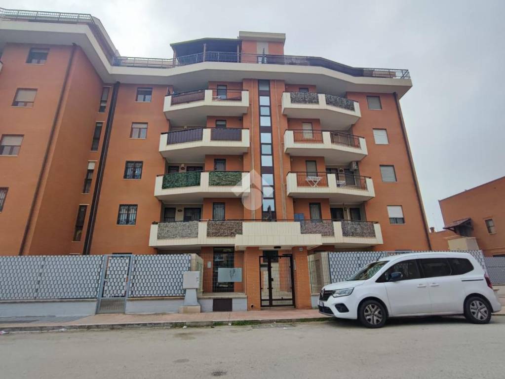 appartamento in vendita a Foggia in zona Macchia Gialla