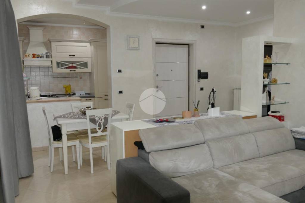 appartamento in vendita a Foggia in zona Camporeale