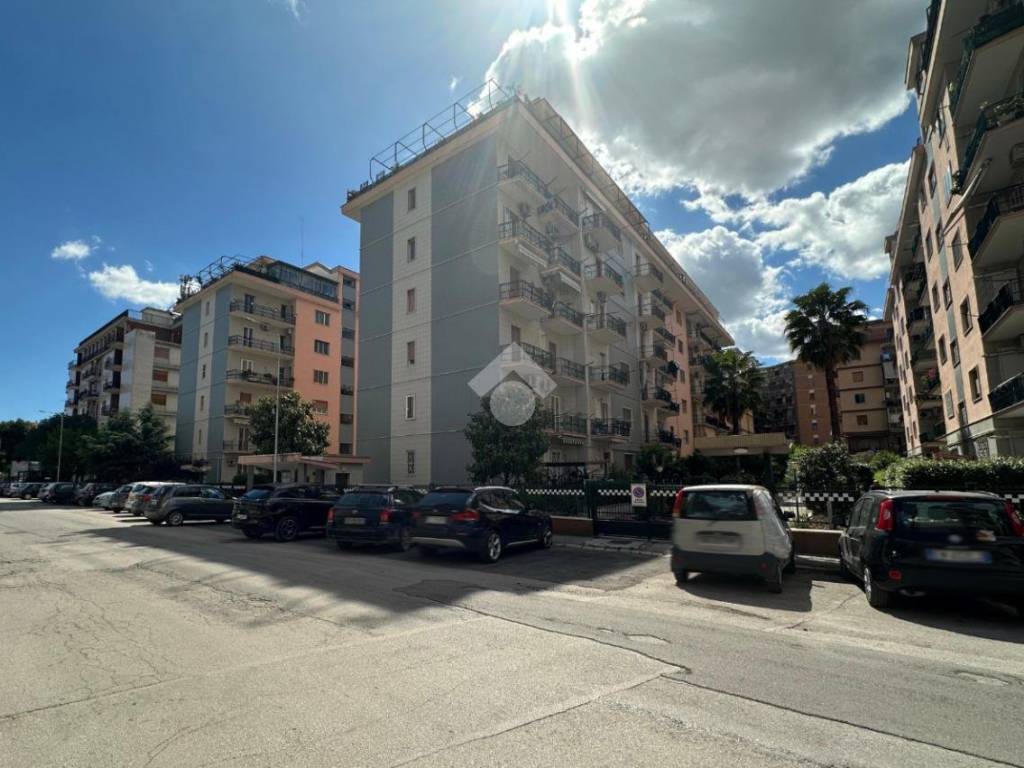 appartamento in vendita a Foggia in zona Immacolata / San Pio X