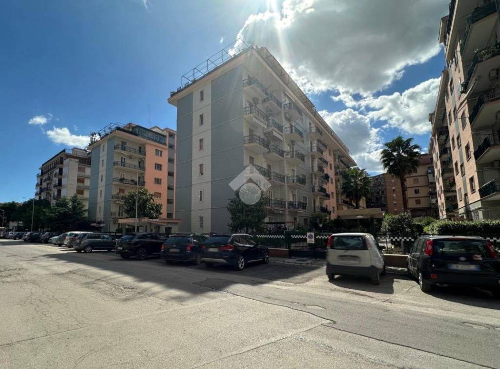 appartamento in vendita a Foggia in zona Immacolata / San Pio X