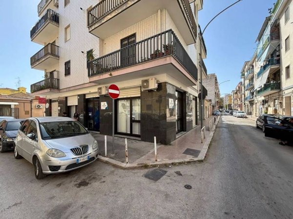 negozio in vendita a Foggia