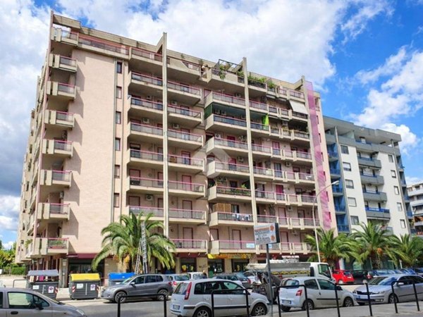 appartamento in vendita a Foggia in zona Candelaro