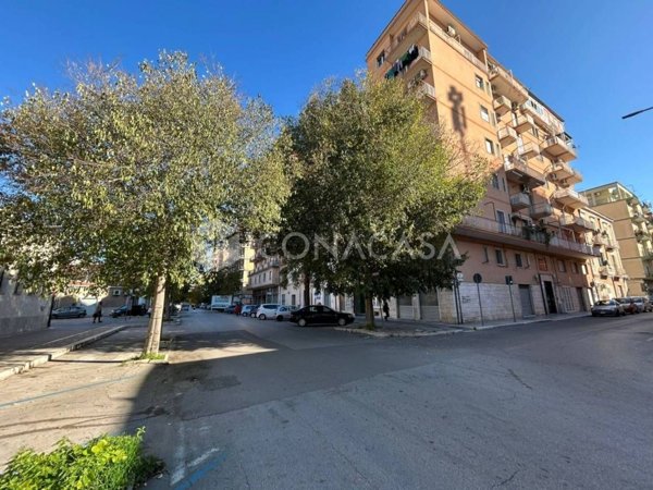 negozio in vendita a Foggia