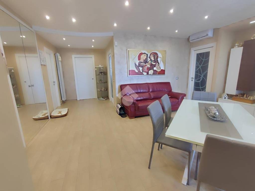 appartamento in vendita a Foggia in zona Macchia Gialla