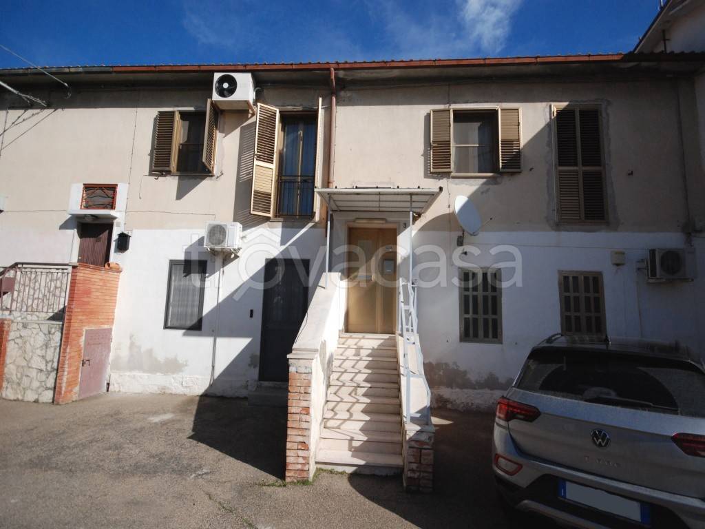 casa indipendente in vendita a Foggia in zona CEP