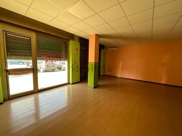 locale commerciale in vendita a Foggia