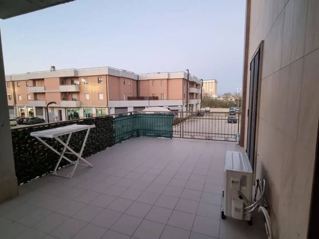 appartamento in vendita a Foggia in zona Immacolata / San Pio X