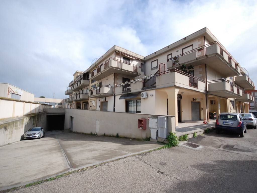 appartamento in vendita a Foggia in zona Villaggio Artigiani