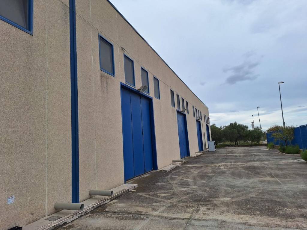 capannone in vendita a Foggia