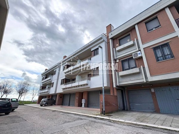 appartamento in vendita a Foggia in zona Macchia Gialla