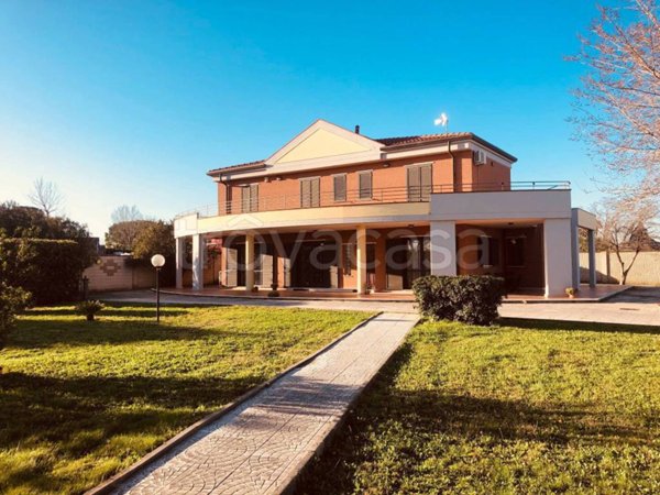 casa indipendente in vendita a Foggia