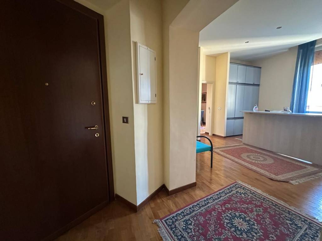 ufficio in vendita a Foggia in zona Centro Città