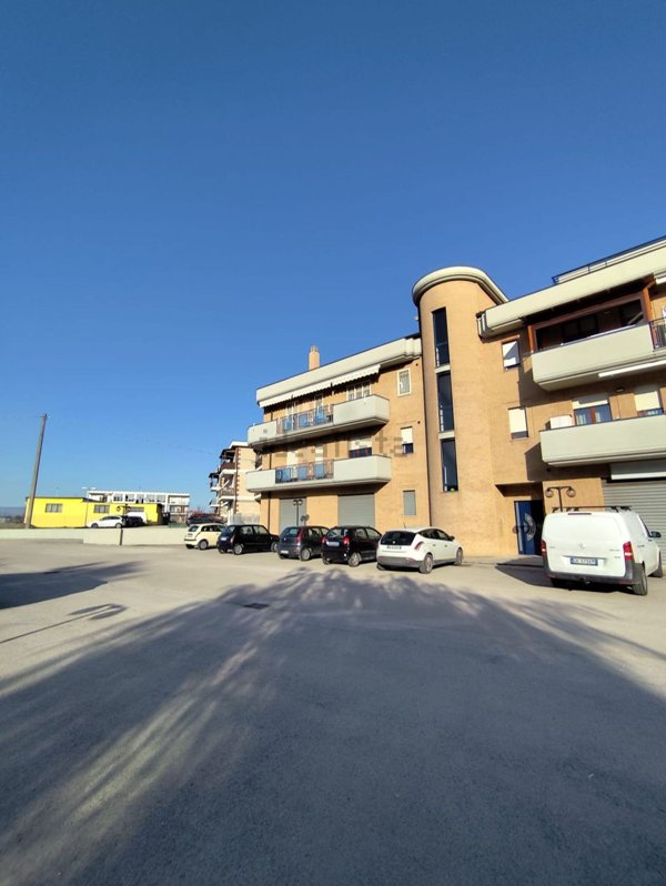 locale commerciale in vendita a Foggia