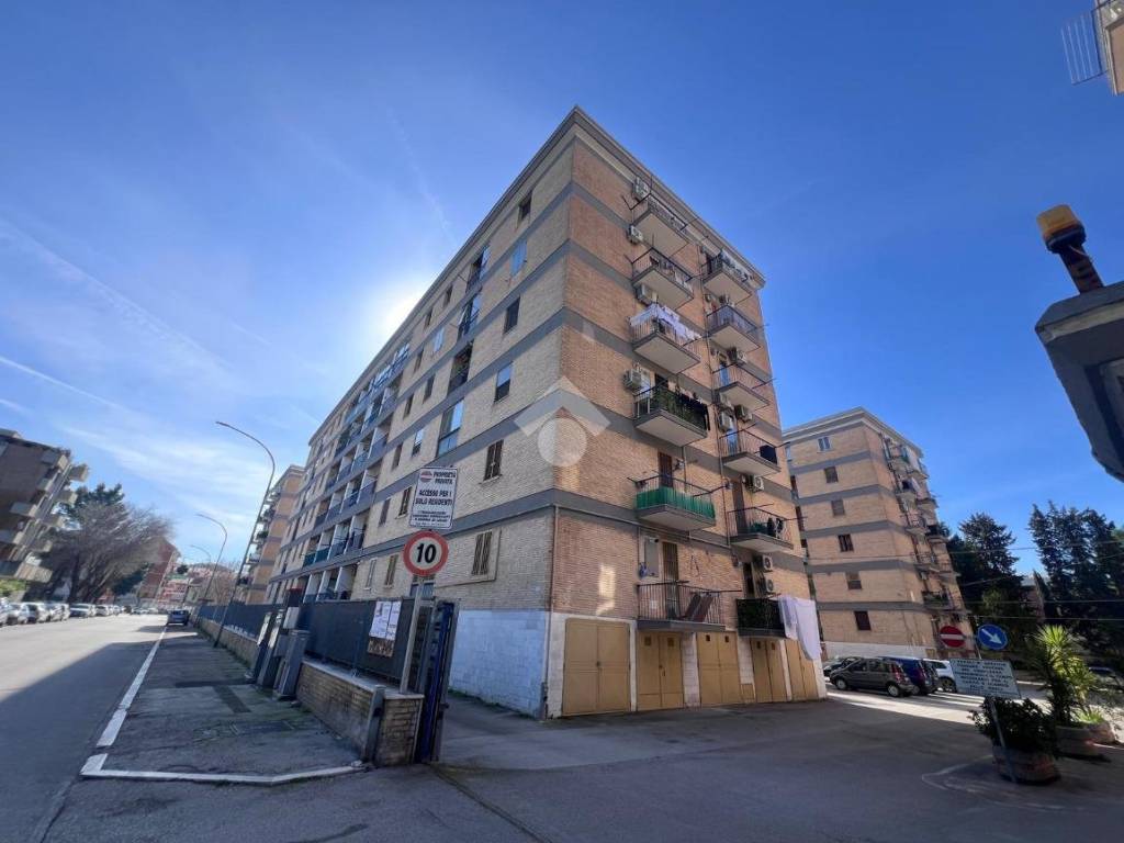 appartamento in vendita a Foggia in zona CEP