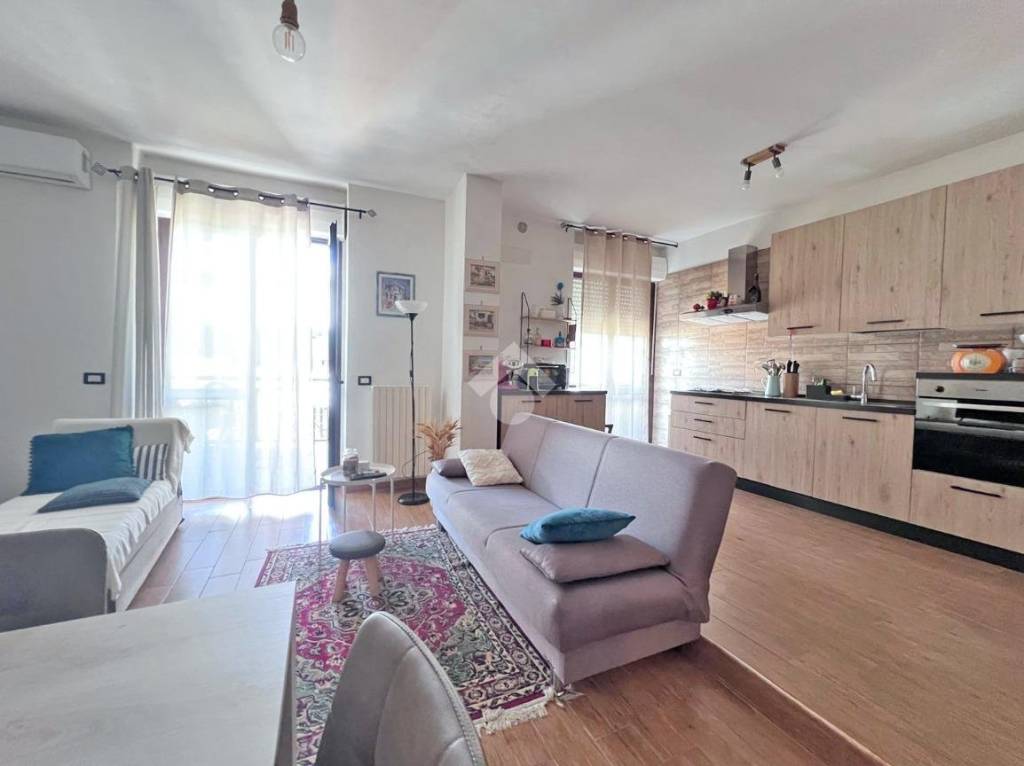 appartamento in vendita a Foggia in zona Villaggio Artigiani