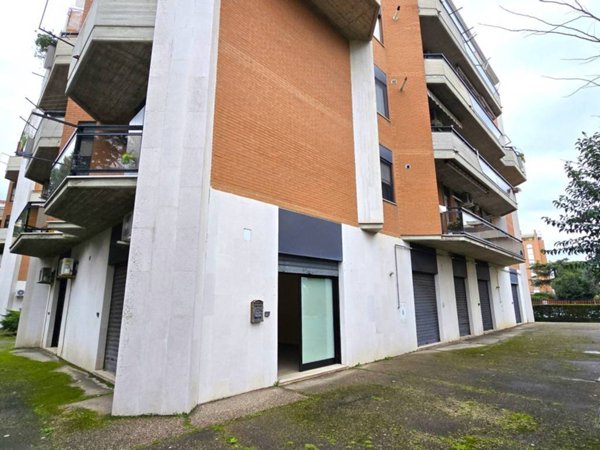 locale commerciale in vendita a Foggia