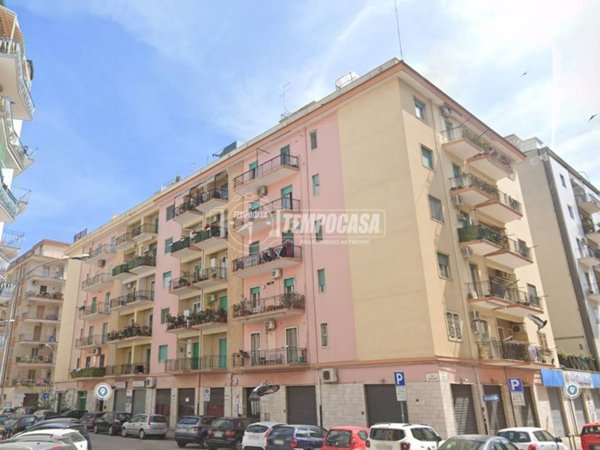 appartamento in vendita a Foggia in zona Immacolata / San Pio X