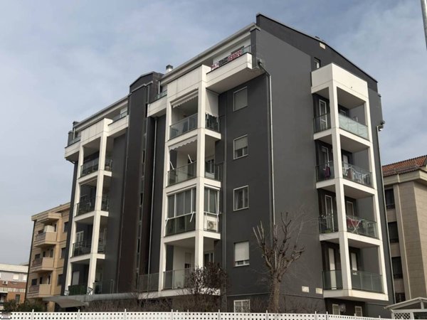 appartamento in vendita a Foggia in zona Macchia Gialla