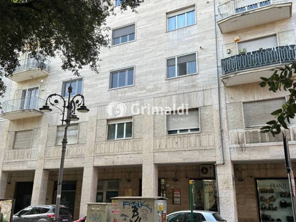 ufficio in vendita a Foggia in zona Centro Città