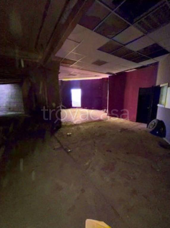 locale commerciale in vendita a Foggia in zona Macchia Gialla