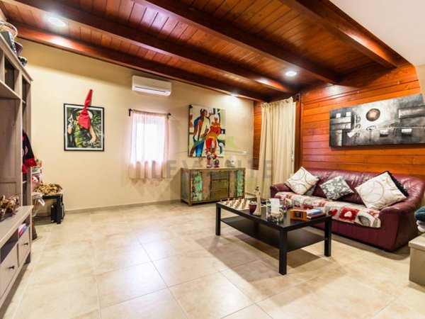 appartamento in vendita a Foggia in zona Villaggio Artigiani