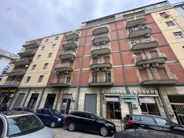 negozio in vendita a Foggia in zona Immacolata / San Pio X