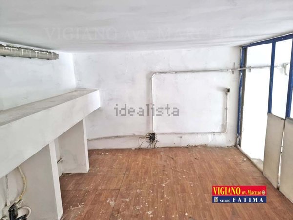 locale commerciale in vendita a Foggia