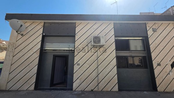 locale commerciale in vendita a Foggia