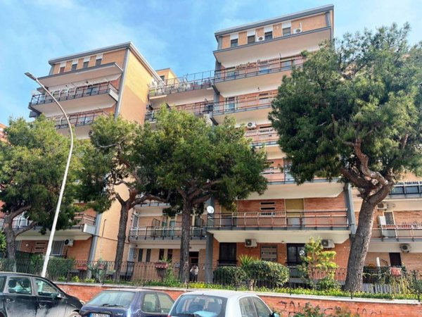 appartamento in vendita a Foggia in zona Candelaro
