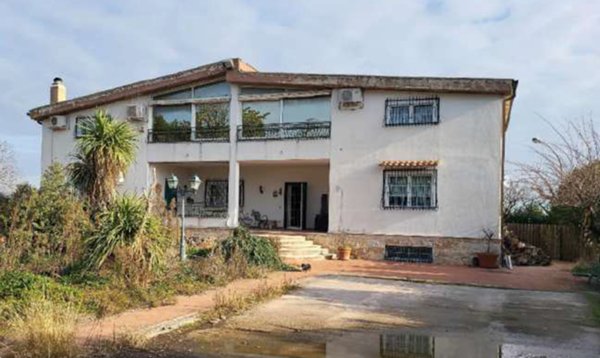 casa indipendente in vendita a Foggia in zona Macchia Gialla