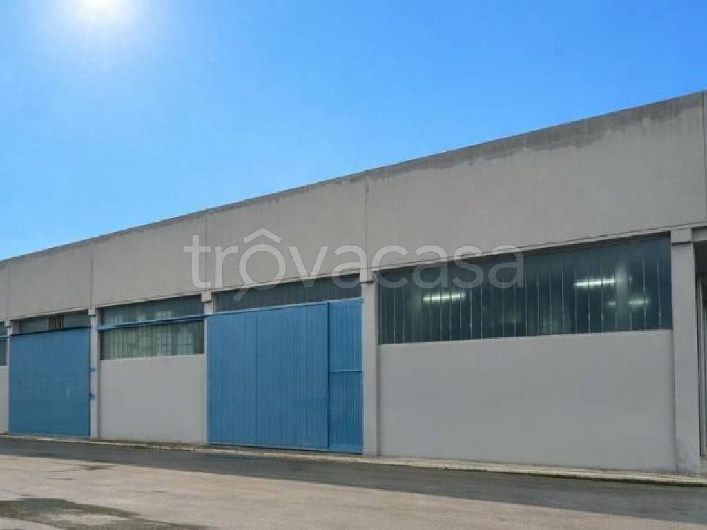 appartamento in vendita a Foggia in zona Villaggio Artigiani