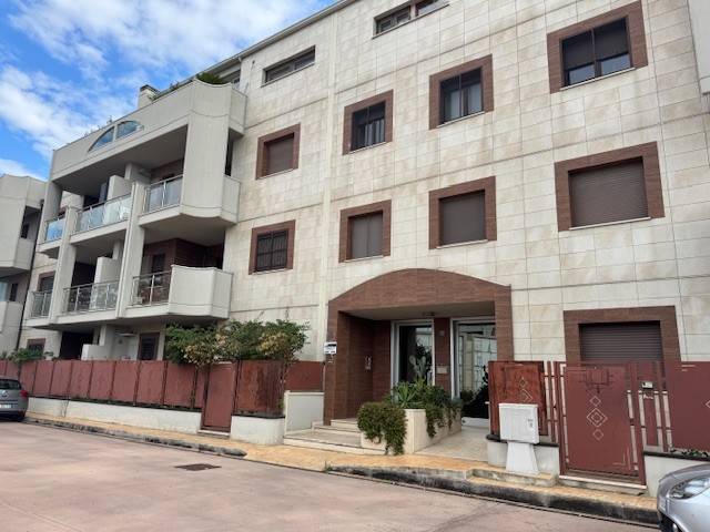 appartamento in vendita a Foggia in zona Macchia Gialla