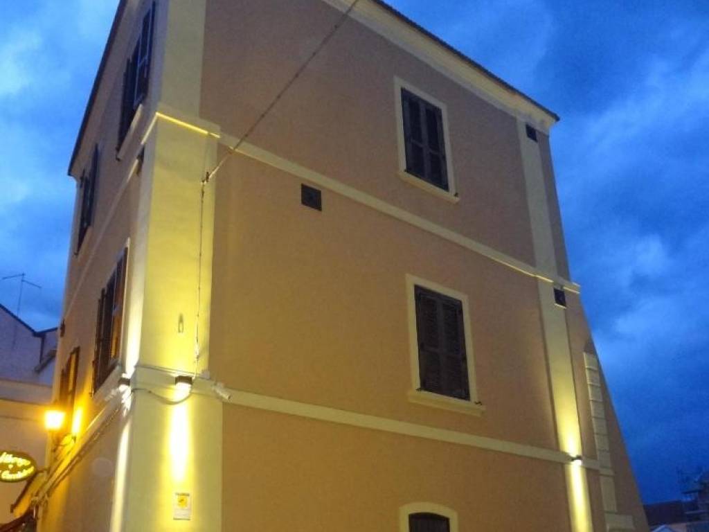 intera palazzina in vendita a Foggia in zona Centro Città