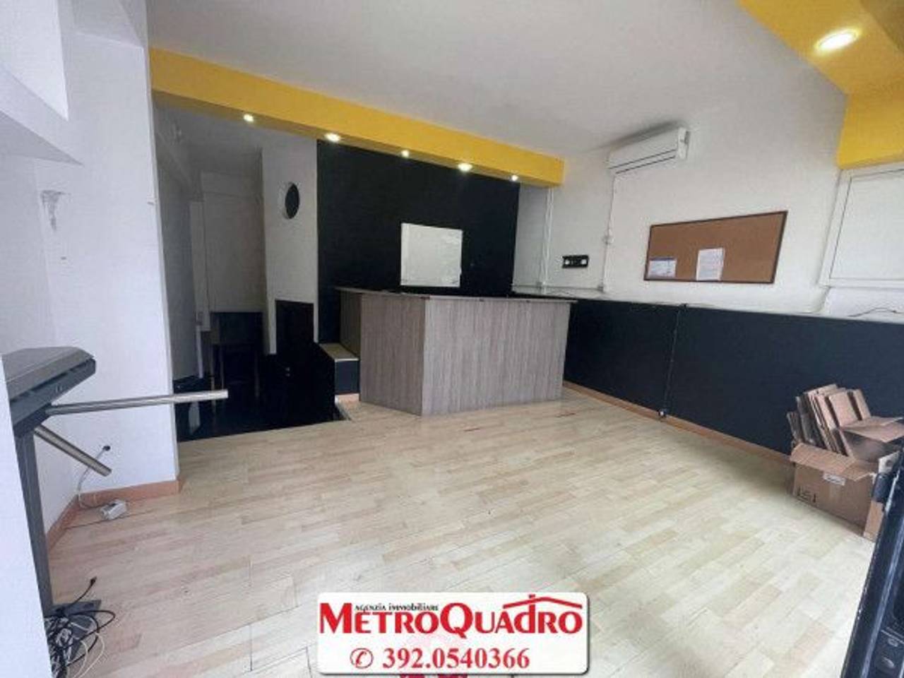 negozio in vendita a Foggia in zona Centro Città