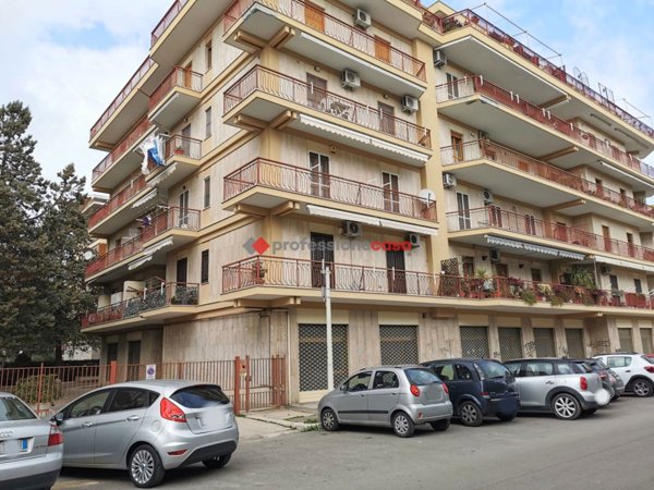 locale commerciale in vendita a Foggia