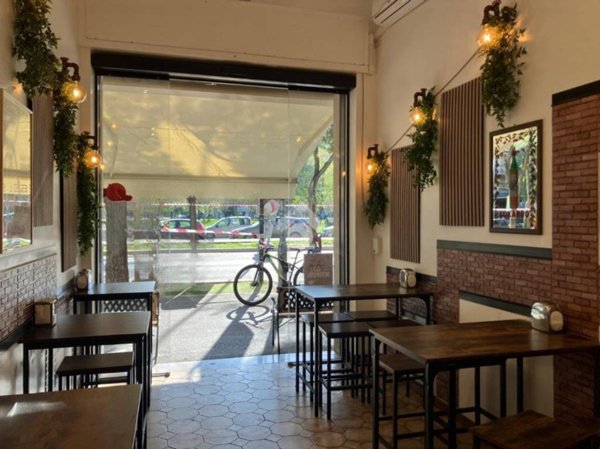 negozio in vendita a Foggia in zona Macchia Gialla