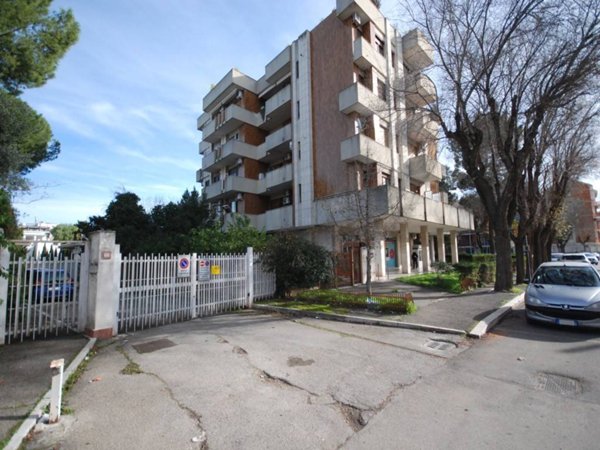 appartamento in vendita a Foggia in zona Immacolata / San Pio X