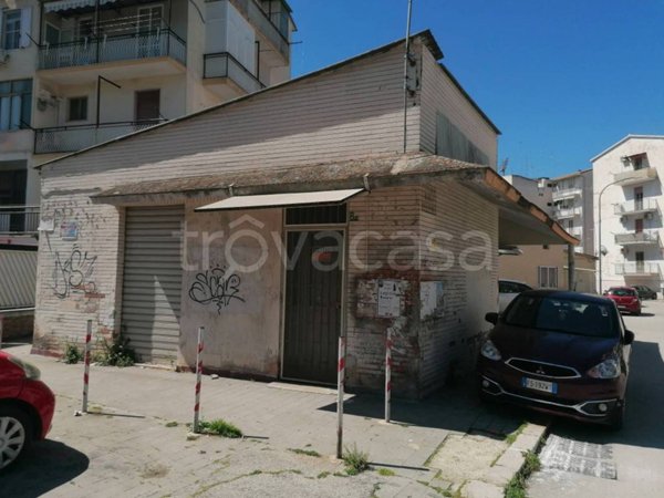 appartamento in vendita a Foggia in zona Immacolata / San Pio X