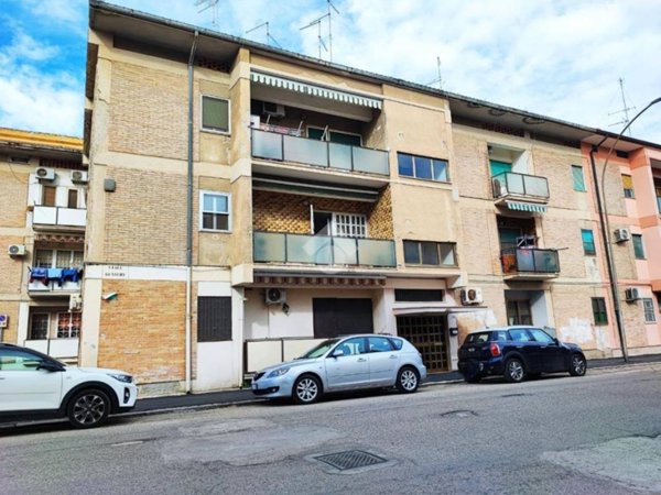 appartamento in vendita a Foggia in zona CEP