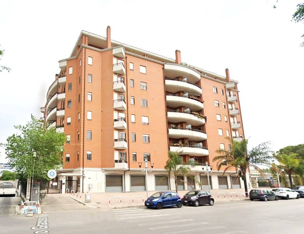 appartamento in vendita a Foggia in zona CEP