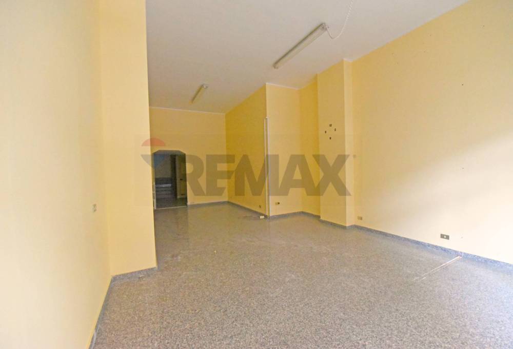 locale commerciale in vendita a Foggia