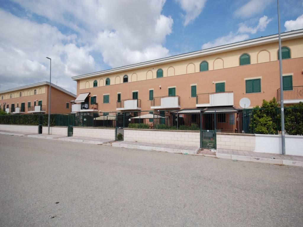 casa indipendente in vendita a Foggia