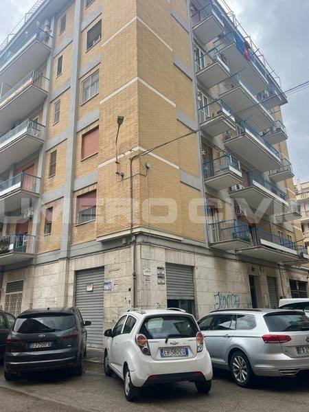 negozio in vendita a Foggia in zona Stadio