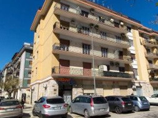 appartamento in vendita a Foggia in zona Immacolata / San Pio X