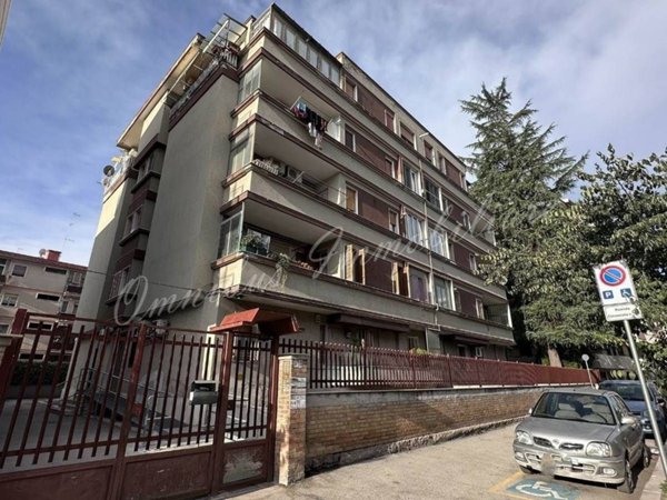 appartamento in vendita a Foggia in zona Immacolata / San Pio X