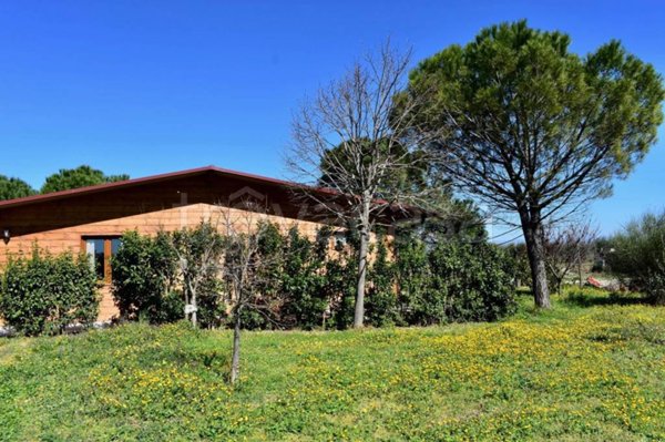 terreno agricolo in vendita a Foggia in zona Villaggio Azzurro