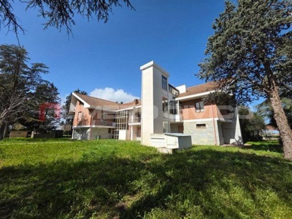 villa in vendita a Foggia in zona Stadio